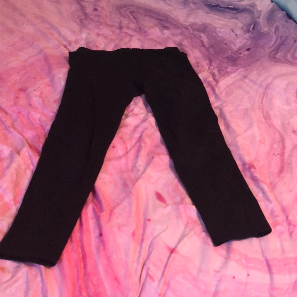 Black leggings